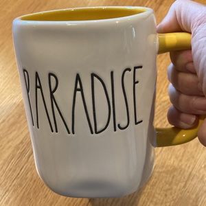 ☀️New Rae Dunn Paradise Ceramic Mug. White and yellow.🏝